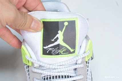95 JORDAN AIR NEON 2020 4 MAX AIR 0928